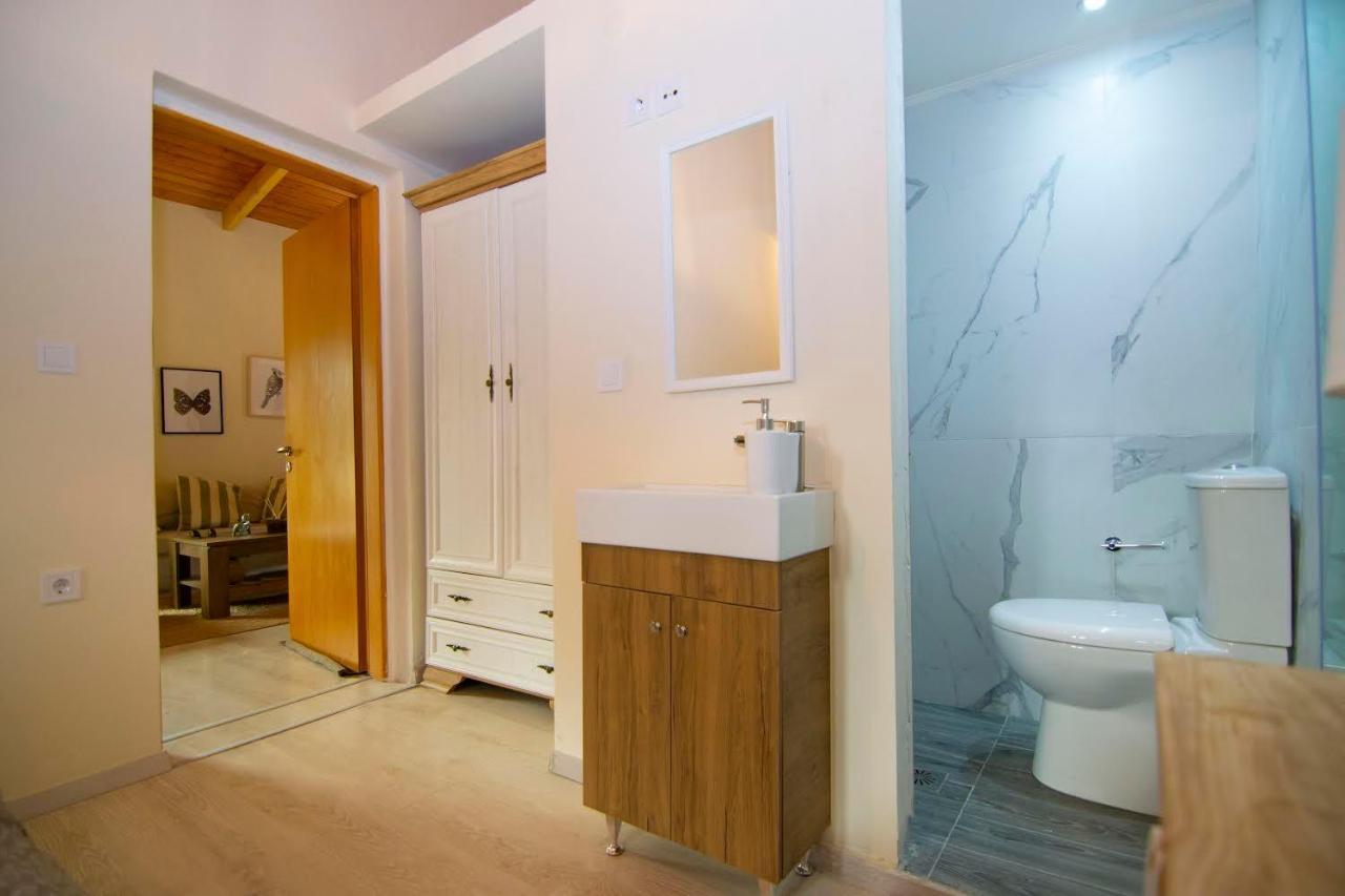 Ampelos Cretan Villa - Private Pool & Heated Ozone Jacuzzi Yerolakkos Exterior photo