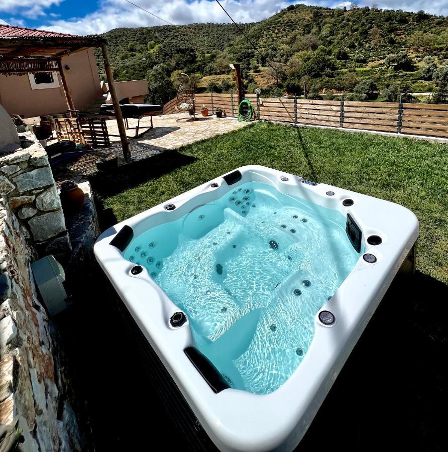 Ampelos Cretan Villa - Private Pool & Heated Ozone Jacuzzi Yerolakkos Exterior photo