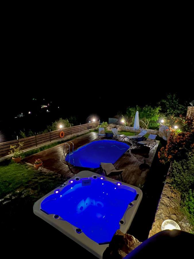 Ampelos Cretan Villa - Private Pool & Heated Ozone Jacuzzi Yerolakkos Exterior photo
